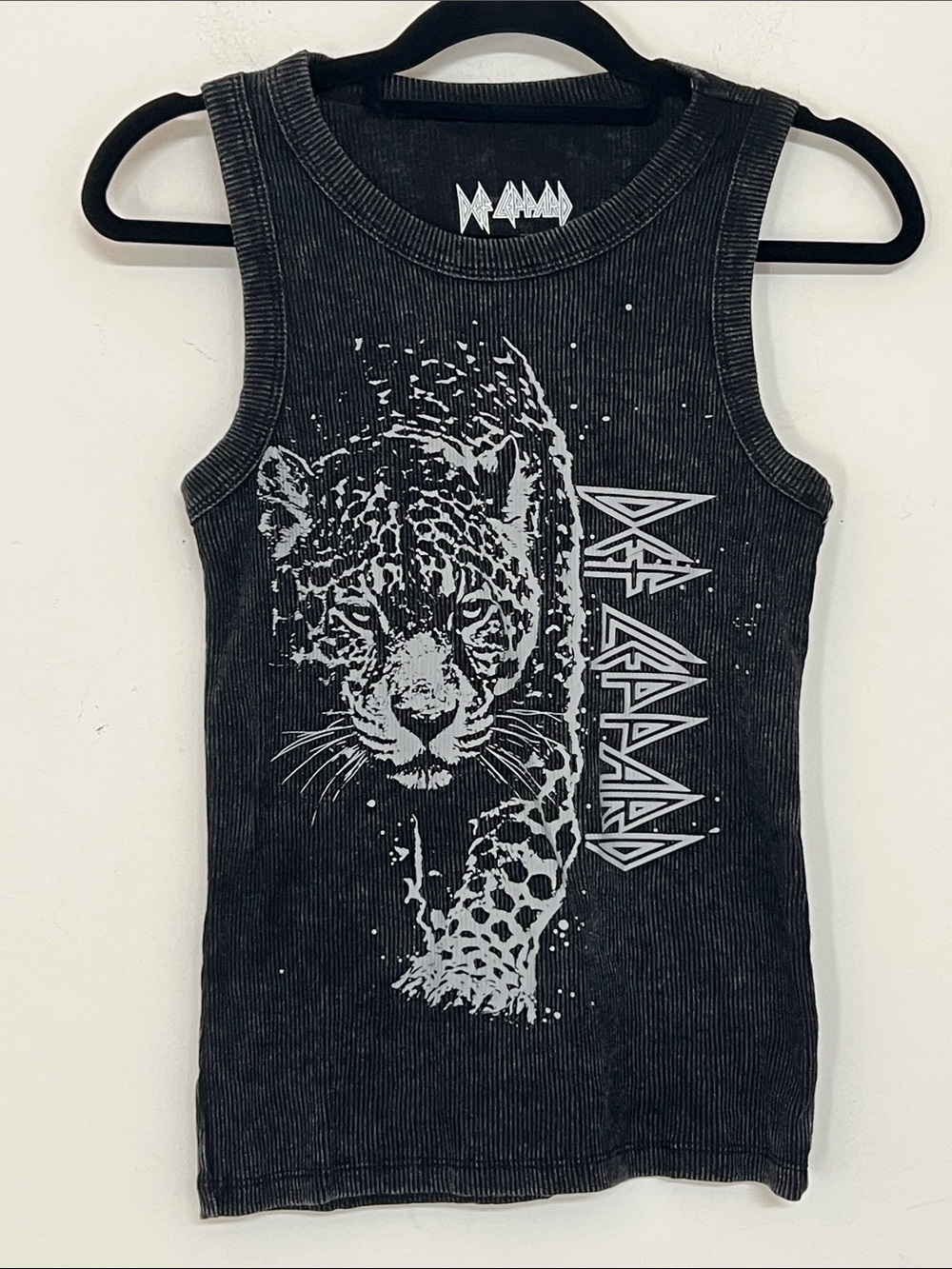 🌞 Def Leppard Black Graphic Ribbed Muscle Tank Top Leopard Print unisex size S